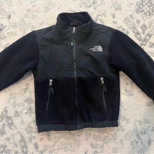 The North Face Black Full-Zip Jacket Fleece Size 5 Kids XXS